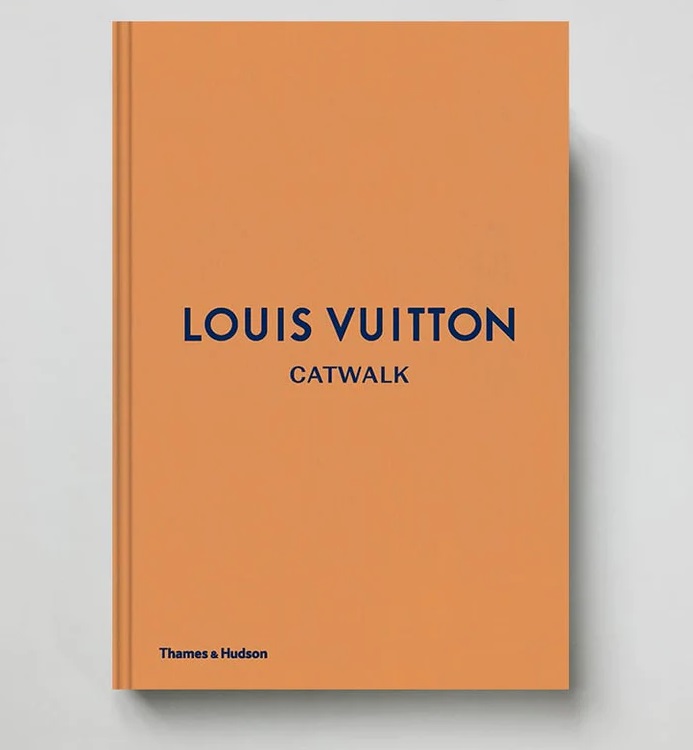 Libro Louis Vuitton Catwalk - 20 x 5,4 x 28,5 cm - New Mag